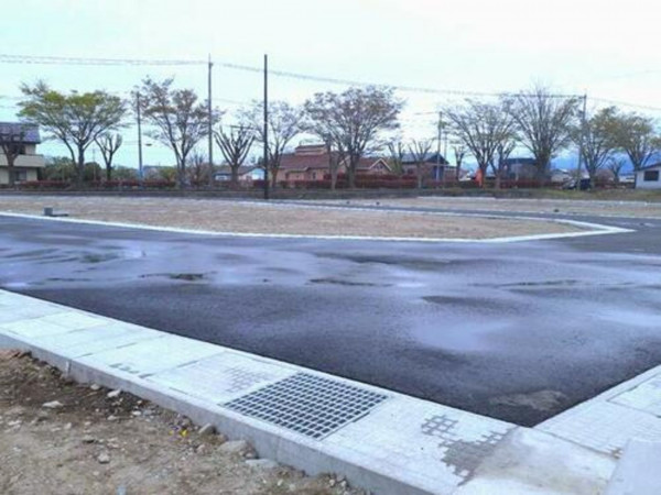 滑川市上小泉、土地の外観画像です