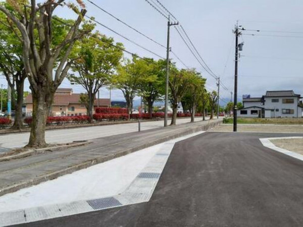 滑川市上小泉、土地の外観画像です