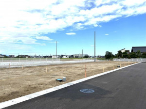 滑川市沖田新、土地の外観画像です