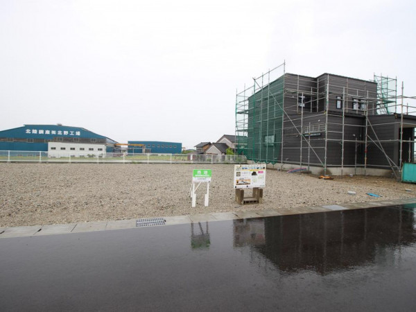 滑川市北野、土地の外観画像です