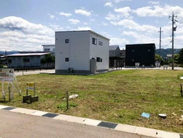 富山市上二杉、土地の外観画像です