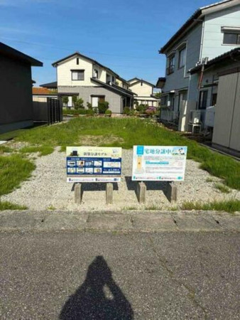 富山市中田、土地の外観画像です