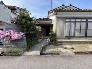 富山市大山北新町、中古一戸建ての外観画像です