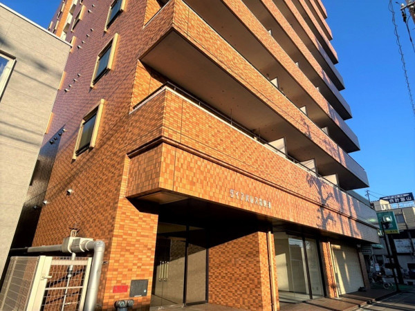 富山市向川原町、マンションの外観画像です