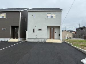 高岡市荻布新町、新築一戸建ての外観画像です