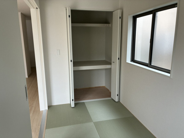 高岡市荻布新町、新築一戸建ての内装画像です