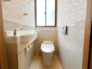 富山市婦中町希望ケ丘、中古一戸建てのトイレ画像です