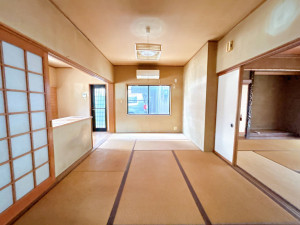 富山市粟島町、中古一戸建ての内装画像です
