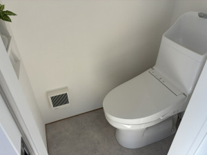 富山市藤木、中古一戸建てのトイレ画像です