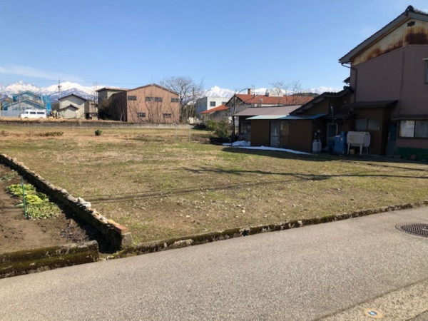 富山市三室荒屋、土地の外観画像です