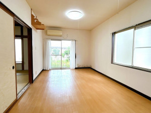 富山市城村、中古一戸建ての内装画像です