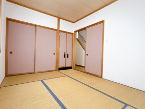 富山市田畑、中古一戸建ての内装画像です