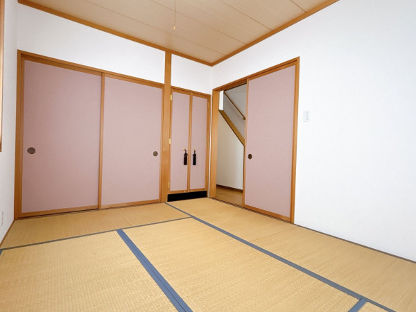 富山市田畑、中古一戸建ての内装画像です