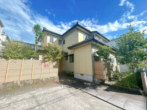 富山市館出町、中古一戸建ての外観画像です