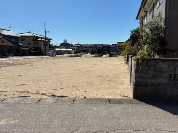 射水市三ケ、土地の外観画像です