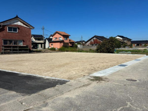 射水市三ケ、土地の外観画像です