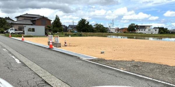 富山市婦中町持田、土地の外観画像です
