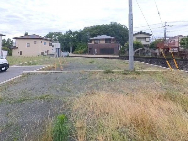 甲府市古府中町、土地の画像です