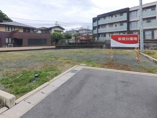 甲府市古府中町、土地の画像です