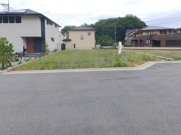 甲府市古府中町、土地の画像です