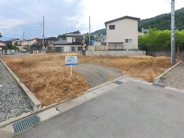 甲府市羽黒町、土地の画像です