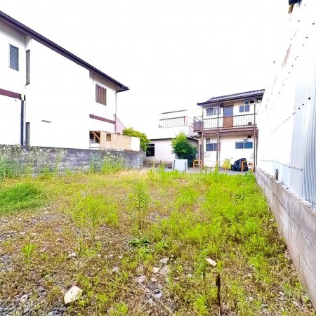 甲府市国母、土地の画像です