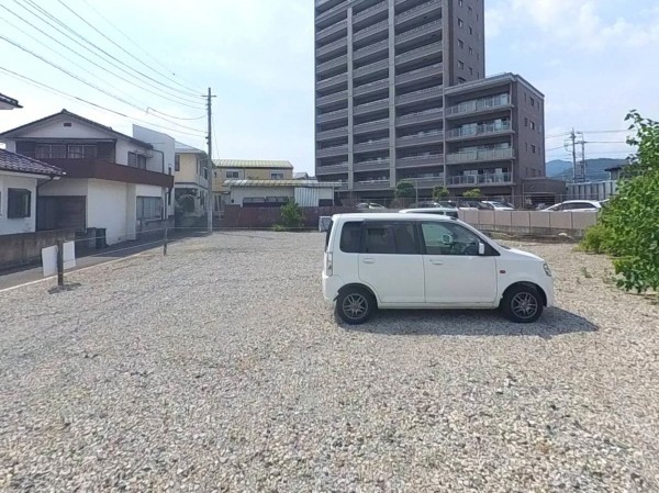 甲府市飯田、土地の画像です