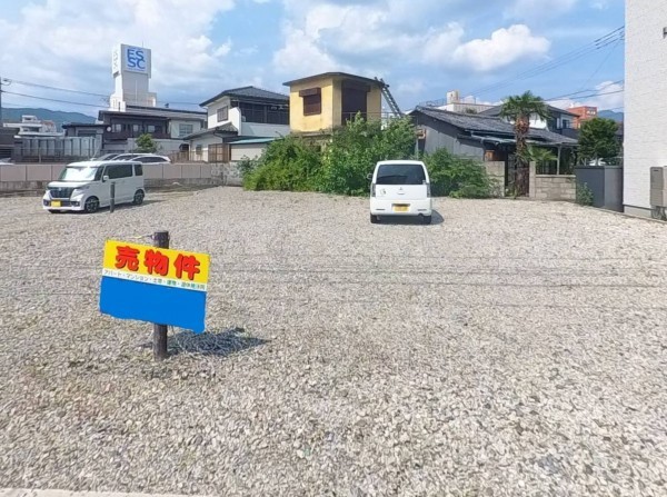 甲府市飯田、土地の画像です