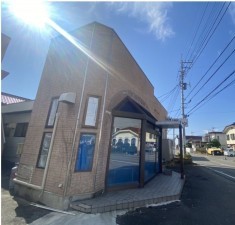 甲斐市篠原、収益物件/店舗の画像です
