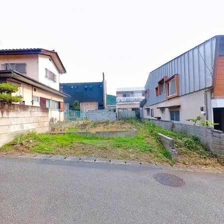 甲府市岩窪町、土地の画像です