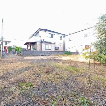 甲府市国母、土地の画像です