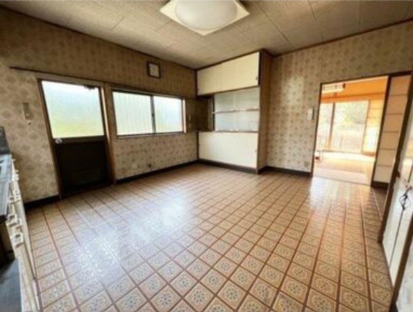 甲府市大手、中古一戸建ての画像です