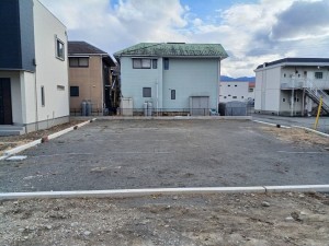 甲府市大里町、土地の画像です