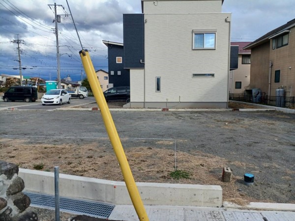 甲府市大里町、土地の画像です