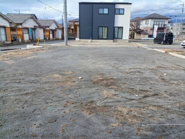 甲府市大里町、土地の画像です