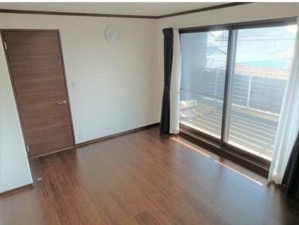 甲府市大里町、中古一戸建ての画像です