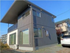 甲府市大里町、中古一戸建ての画像です
