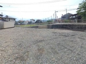甲府市岩窪町、土地の画像です