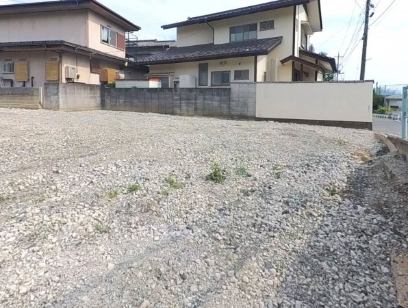 甲府市岩窪町、土地の画像です