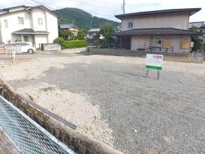 甲府市岩窪町、土地の画像です