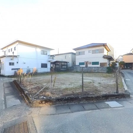 甲府市貢川、土地の画像です