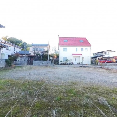 甲府市貢川、土地の画像です
