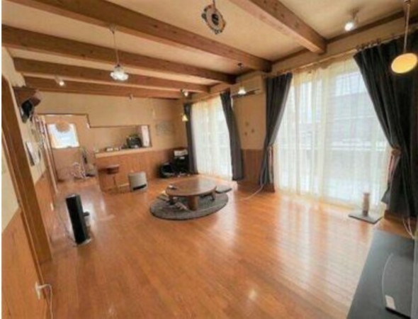 甲斐市島上条、中古一戸建ての画像です