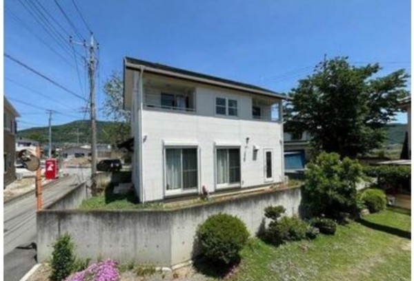 甲斐市島上条、中古一戸建ての画像です
