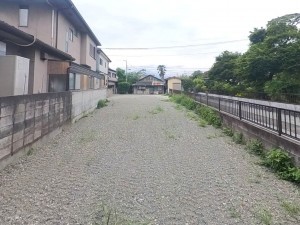 甲府市朝気、土地の画像です