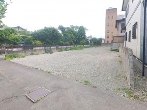 甲府市朝気、土地の画像です