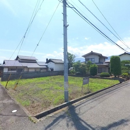 甲斐市宇津谷、土地の画像です
