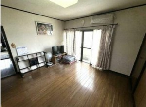 甲府市千塚、中古一戸建ての画像です