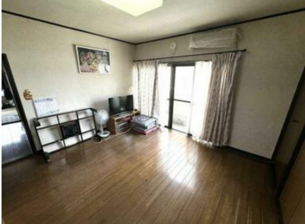 甲府市千塚、中古一戸建ての画像です