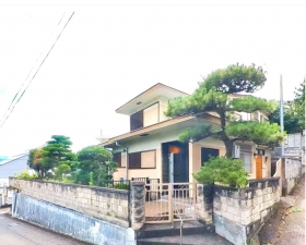 甲府市東光寺町、中古一戸建ての画像です